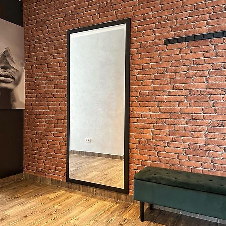 Koa - Moon Penthouse Lägenhet Braşov Exteriör bild