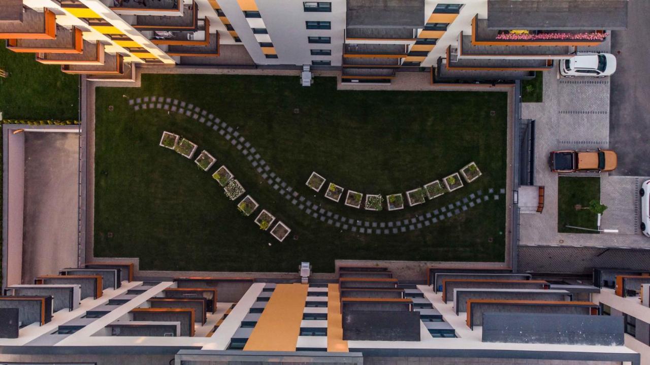 Koa - Moon Penthouse Lägenhet Braşov Exteriör bild