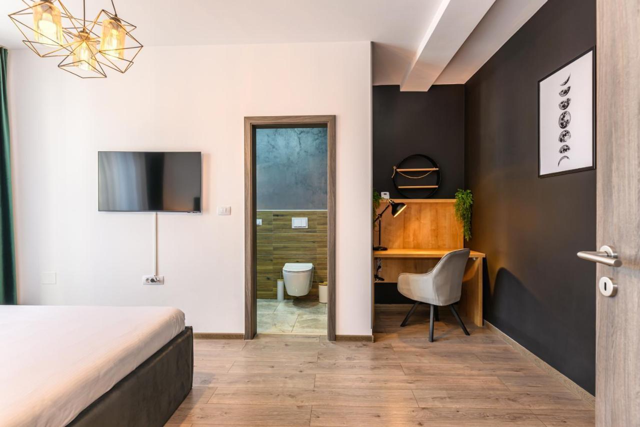 Koa - Moon Penthouse Lägenhet Braşov Exteriör bild