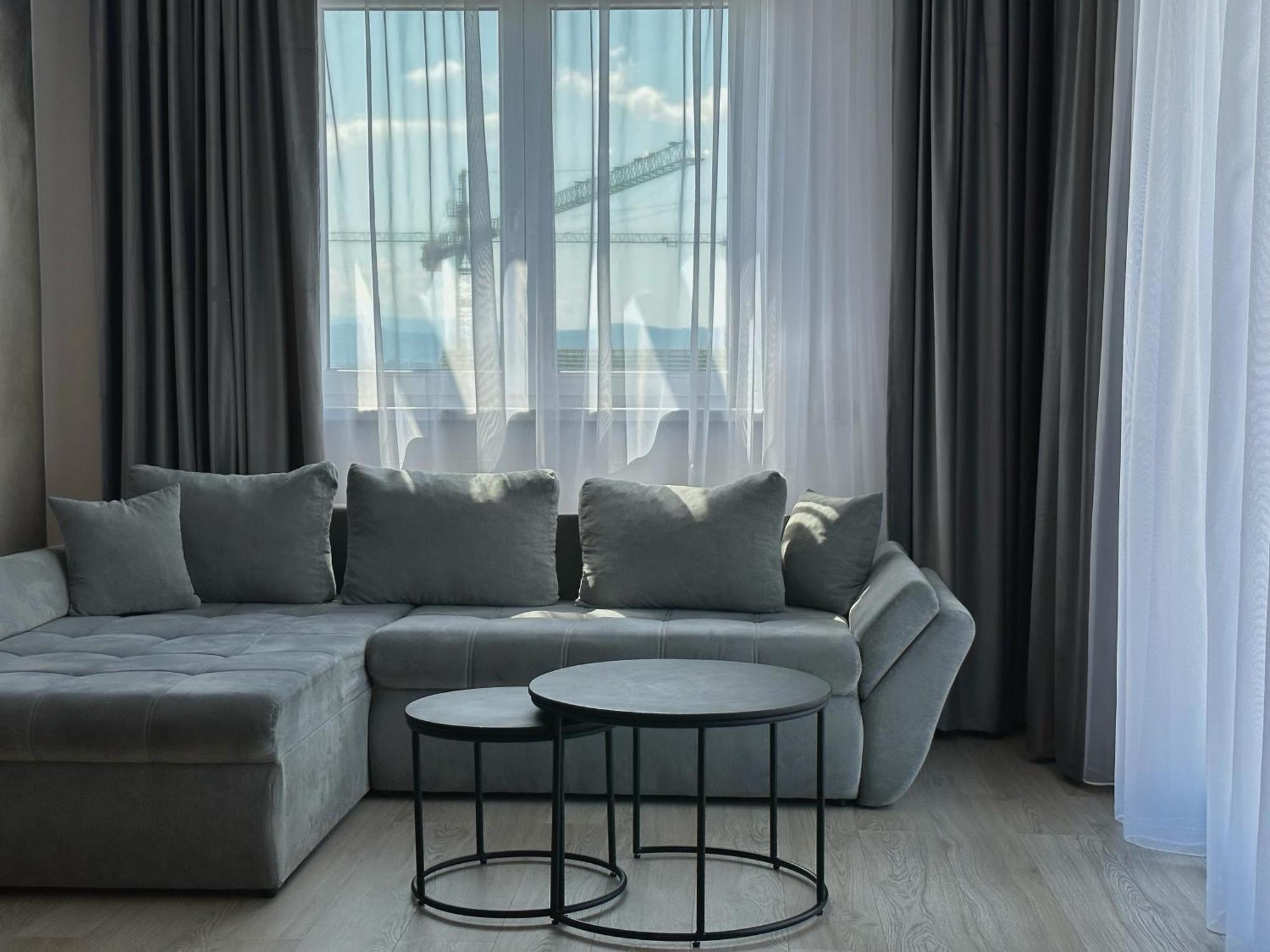 Koa - Moon Penthouse Lägenhet Braşov Rum bild