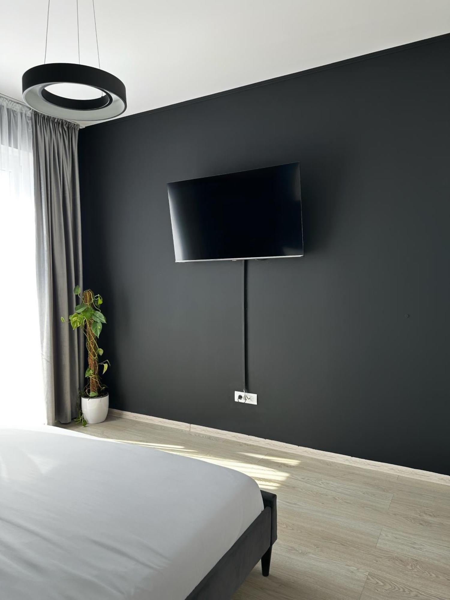 Koa - Moon Penthouse Lägenhet Braşov Exteriör bild